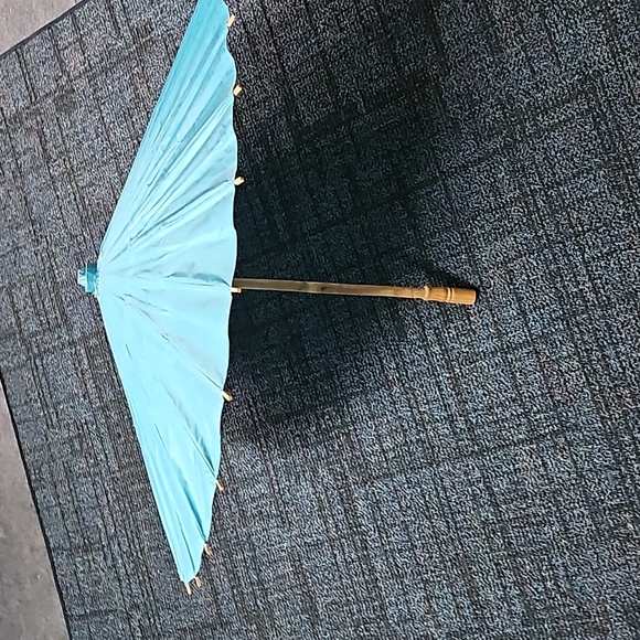 Colorful Aqua Blue Asian inspired paper parasol! - Picture 1 of 9